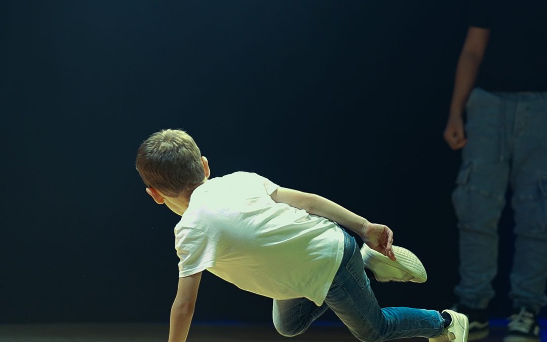 BREAKDANCE